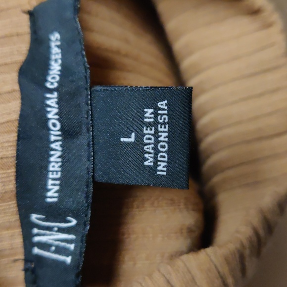 Women's Light Chocolate Short Sleeve Ribbed Mock Turtleneck Size L - Picture 3 of 3